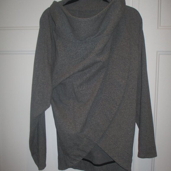 LULULEMON Cocoon Wrap Jacket - Heathered Grey - Size 6 (FITS LARGE) EUC - Picture 1 of 6
